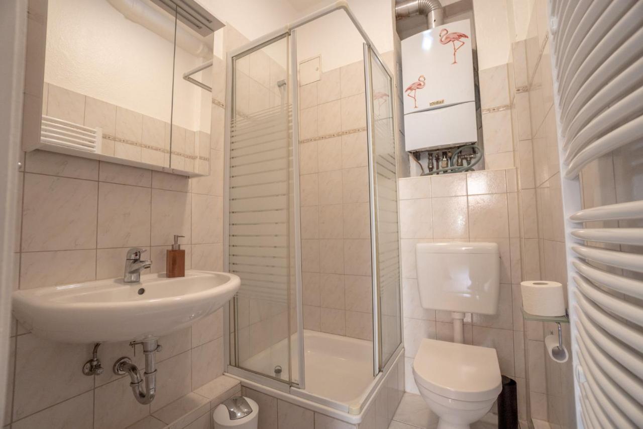 "Purple Chill" Super Zentrale Ferienwohnung Hbf-Messe-Buergerweide-Citygate-Ovb Arena Бремен Екстер'єр фото