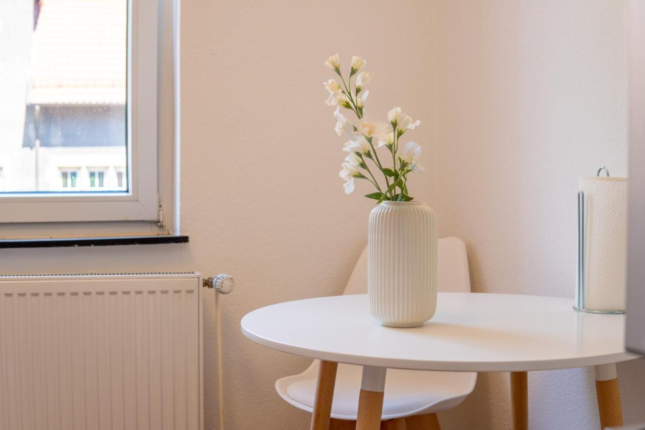 "Purple Chill" Super Zentrale Ferienwohnung Hbf-Messe-Buergerweide-Citygate-Ovb Arena Бремен Екстер'єр фото