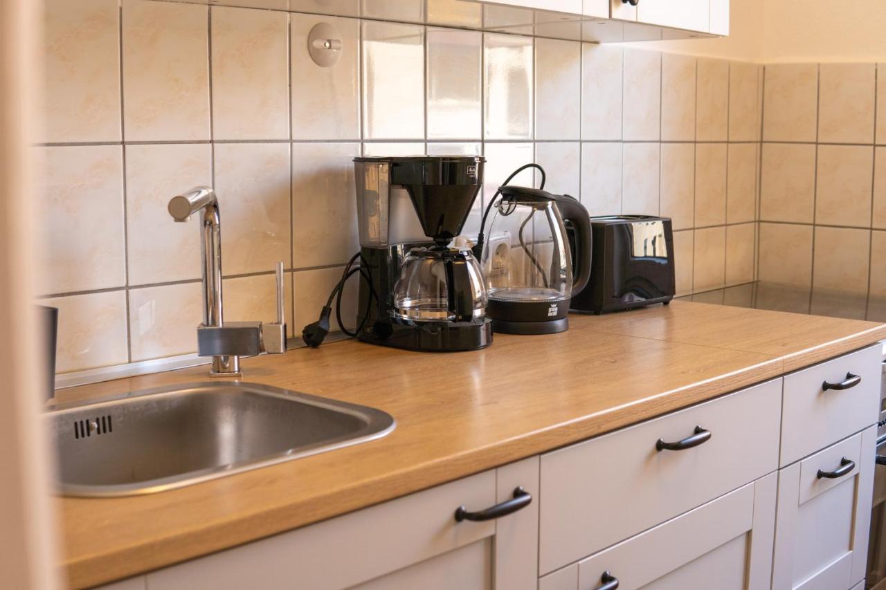 "Purple Chill" Super Zentrale Ferienwohnung Hbf-Messe-Buergerweide-Citygate-Ovb Arena Бремен Екстер'єр фото